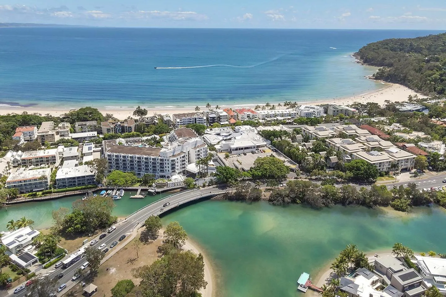 Chic Hastings Street Apartment Noosa Heads 0*,  Australië